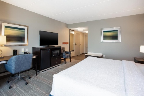 Hampton Inn By Hilton & Suites Columbia/Southeast-Fort Jackson image 41